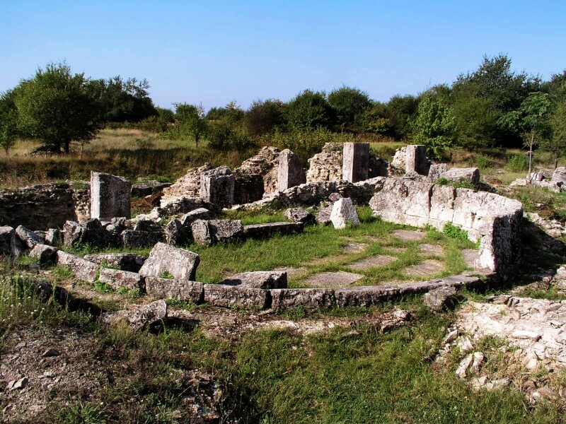 Археологически резерват „Никополис ад Иструм“ - село Никюп